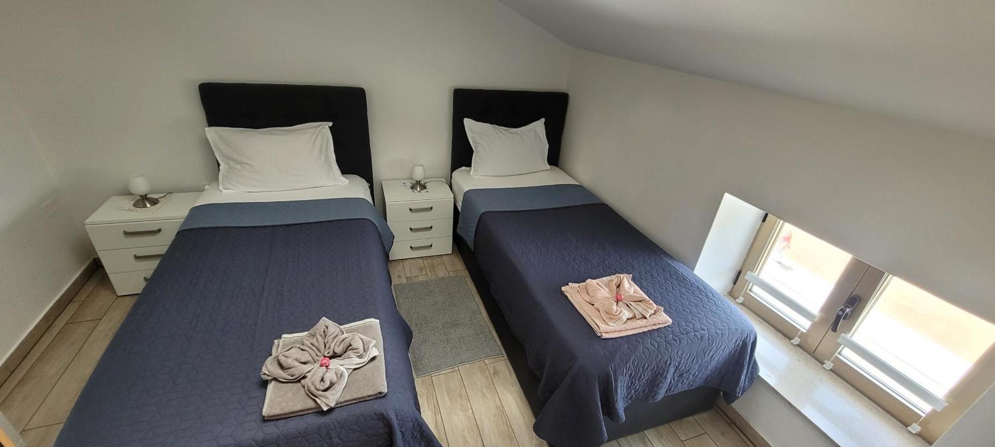 Apartmaji Soncek إيزولا المظهر الخارجي الصورة